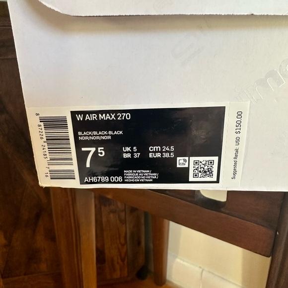 Women’s Nike Air Max 270 - Picture 4 of 5